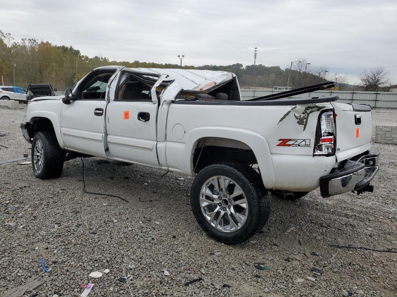 2005 Chevrolet Silverado K1500 - Фото 2