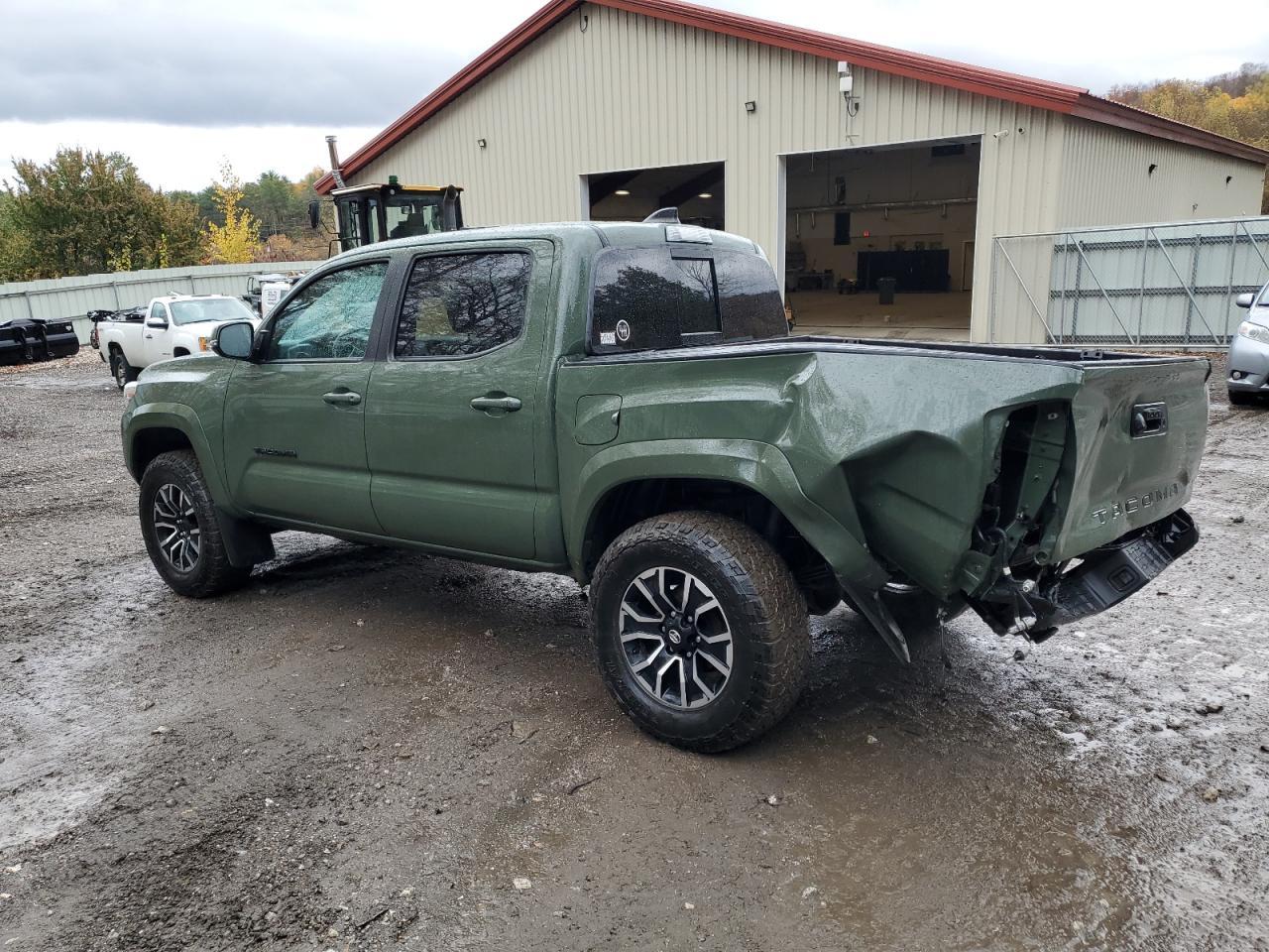 2021 Toyota Tacoma Double Cab - Image 2