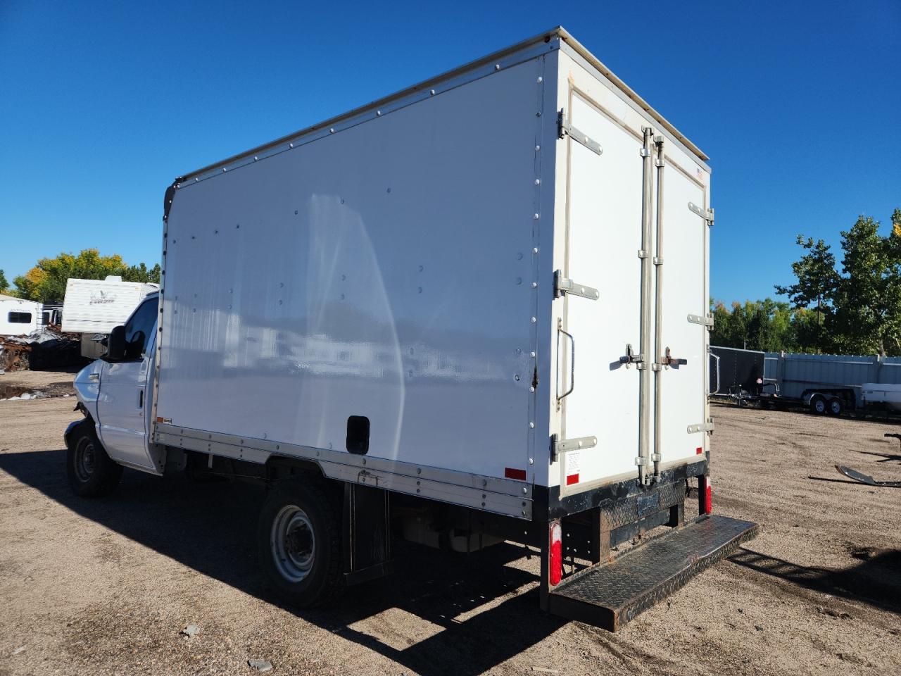 2017 Ford E350 | E350 Econolin - Image 2