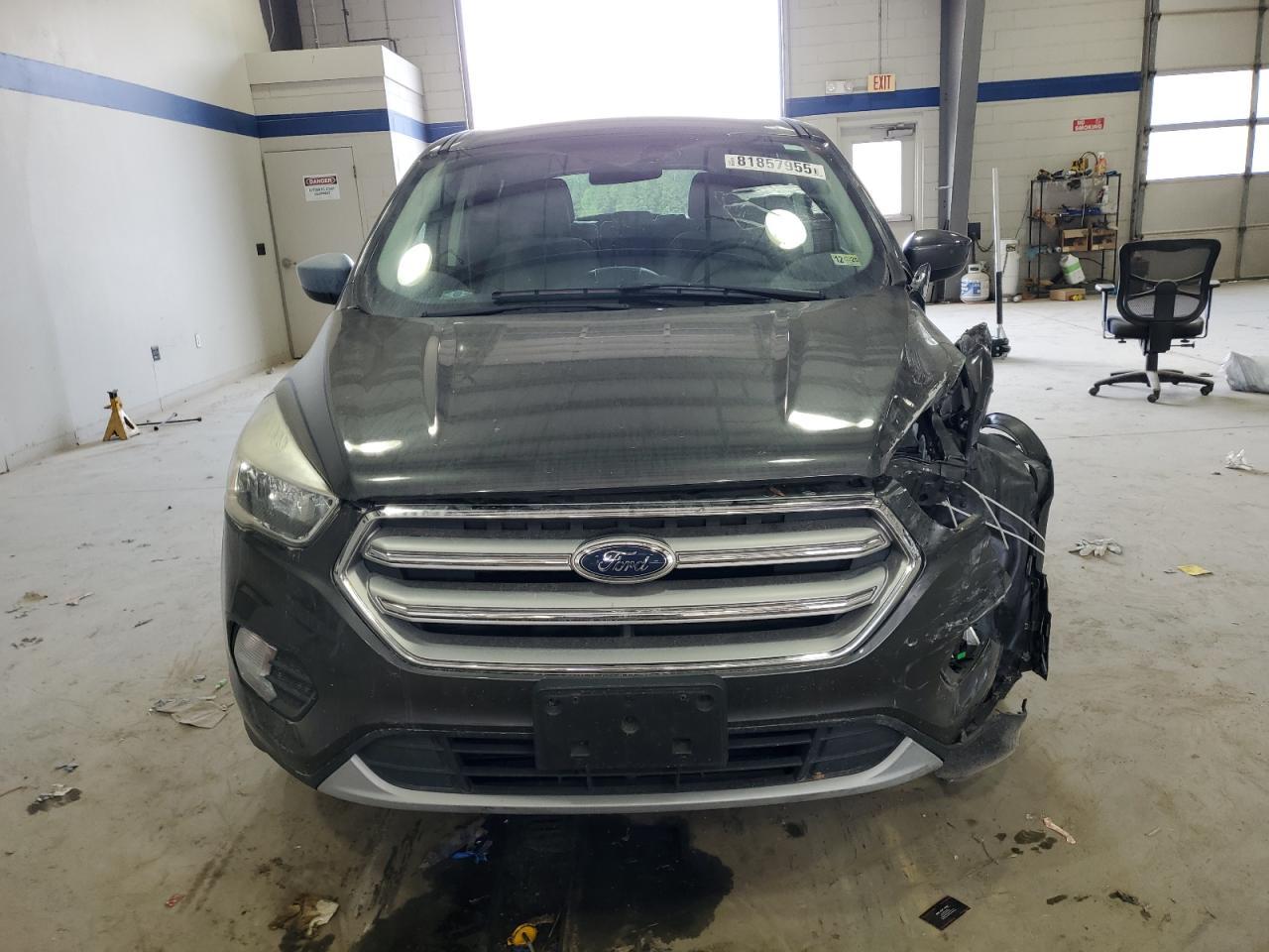 2017 Ford Escape - Фото 5