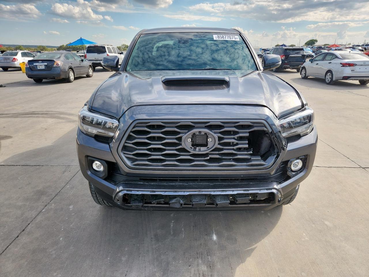 2022 Toyota Tacoma Double Cab - Image 5