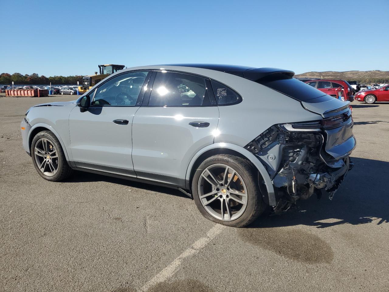2024 Porsche Cayenne Coupe - Фото 2