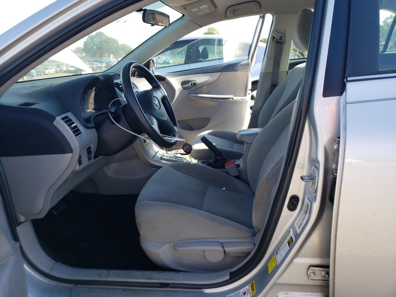 2013 Toyota Corolla Le - Фото 7