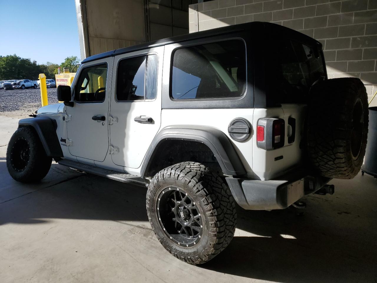 2022 Jeep Wrangler Unlimited Sport - Фото 2