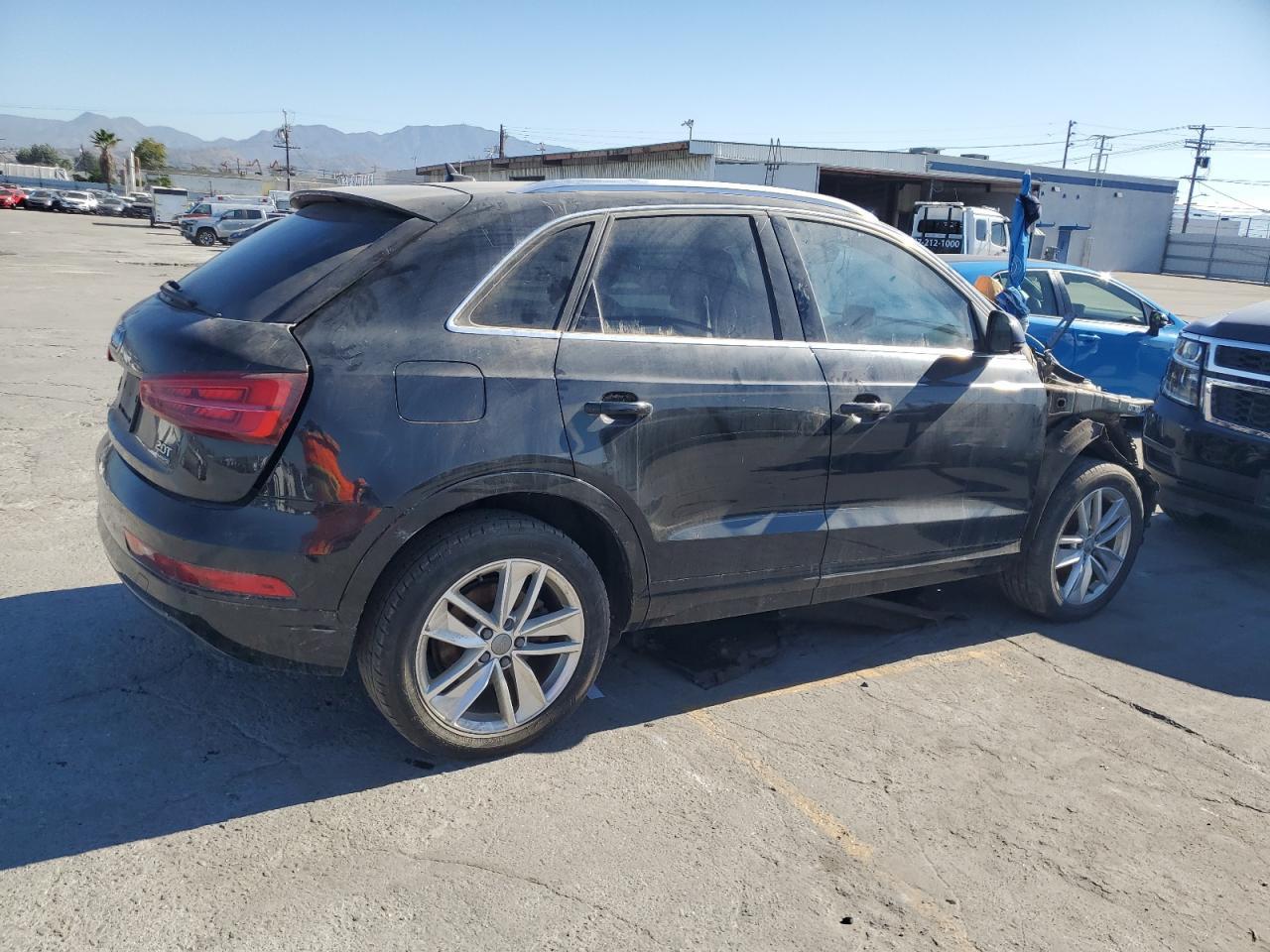 2018 Audi Q3 Premium Plus - Фото 3