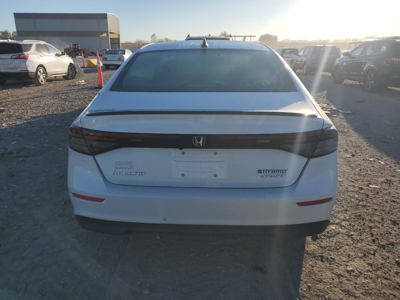 2024 Honda Accord Hybrid Sport - Image 6