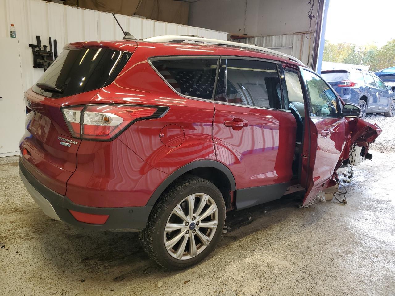 2018 Ford Escape Titanium - Фото 3