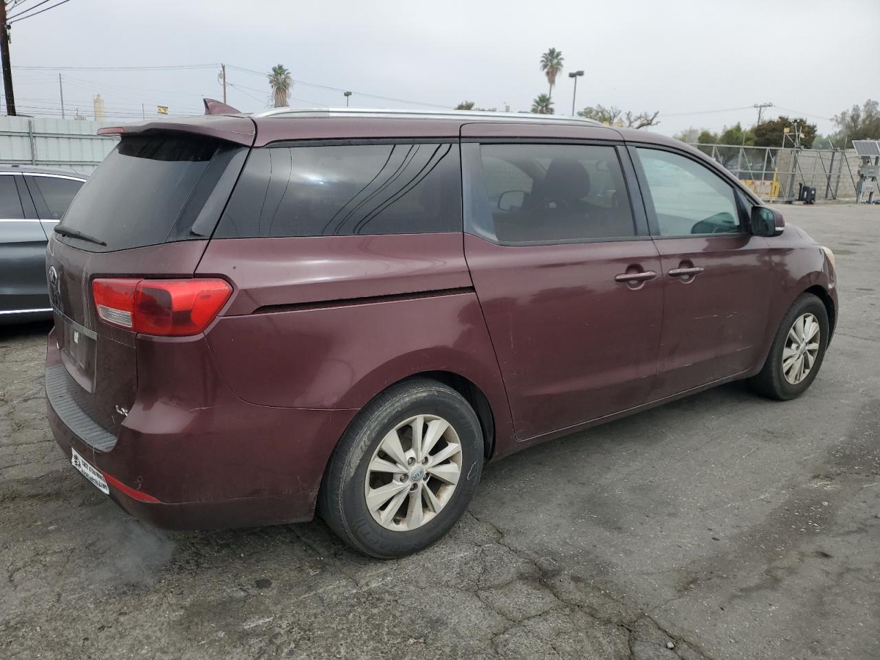 2016 Kia Sedona Lx - Фото 3