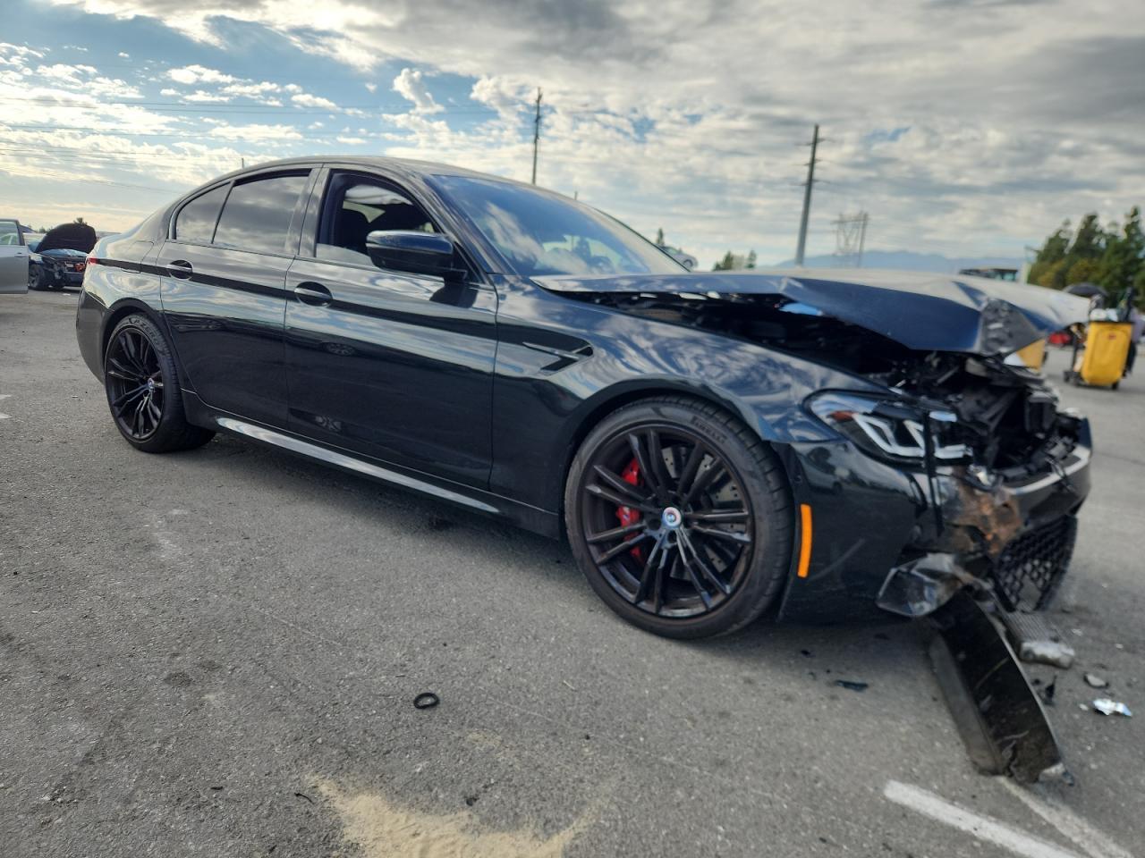 2023 BMW M5 - Image 4