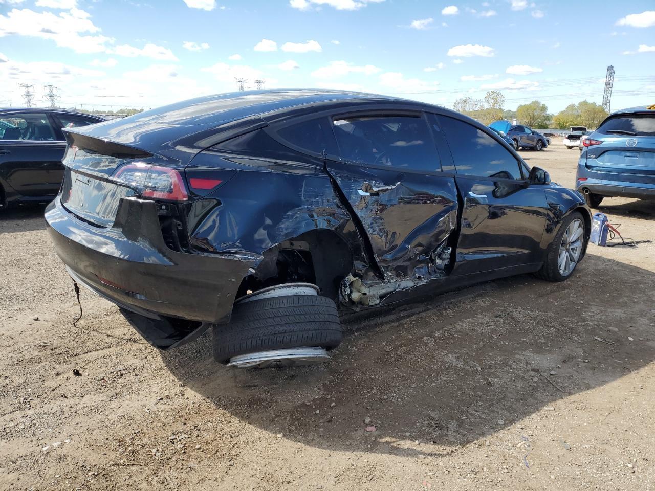 2018 Tesla Model 3 - Фото 3