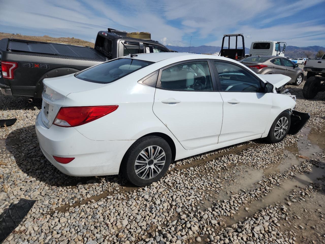 2016 Hyundai Accent Se - Фото 3