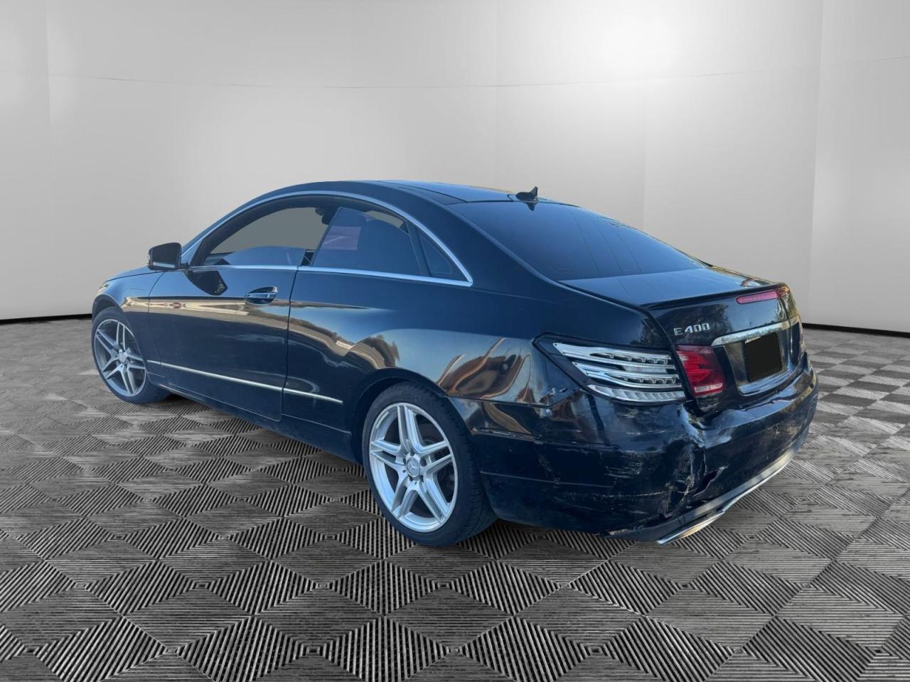 2015 Mercedes-Benz E 400 4Matic - Фото 3