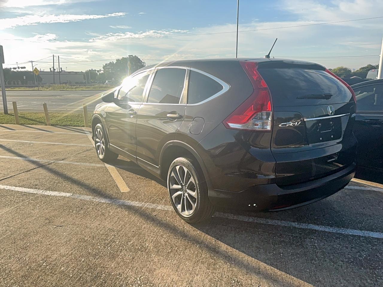 2014 Honda Cr-V Lx - Image 3