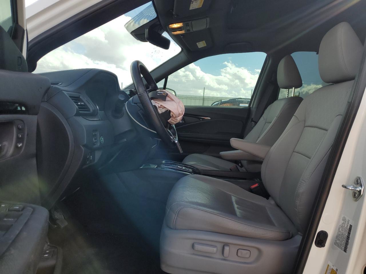 2021 Honda Passport Elite - Image 7