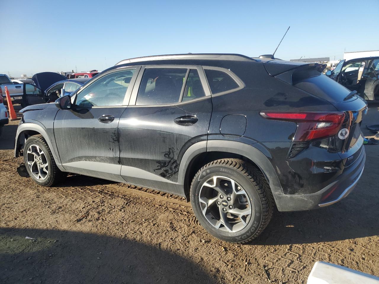 2024 Chevrolet Trax 1Lt - Image 2