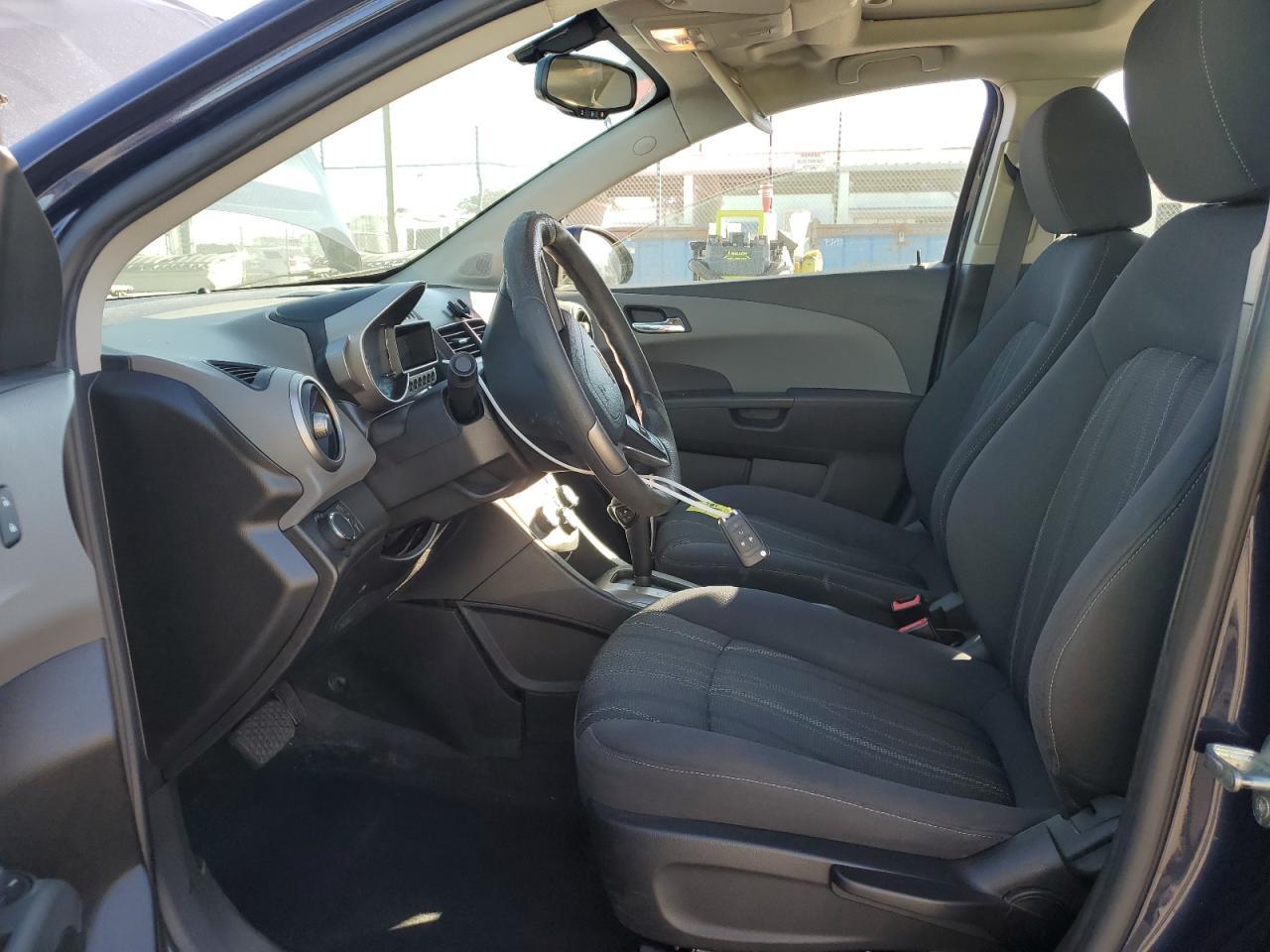 2016 Chevrolet Sonic Lt - Image 7