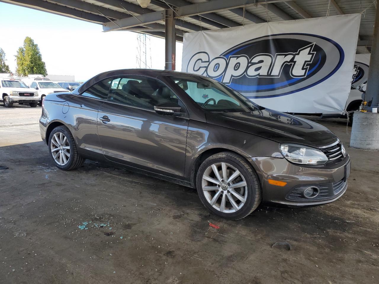 2012 Volkswagen Eos Komfort - Image 4