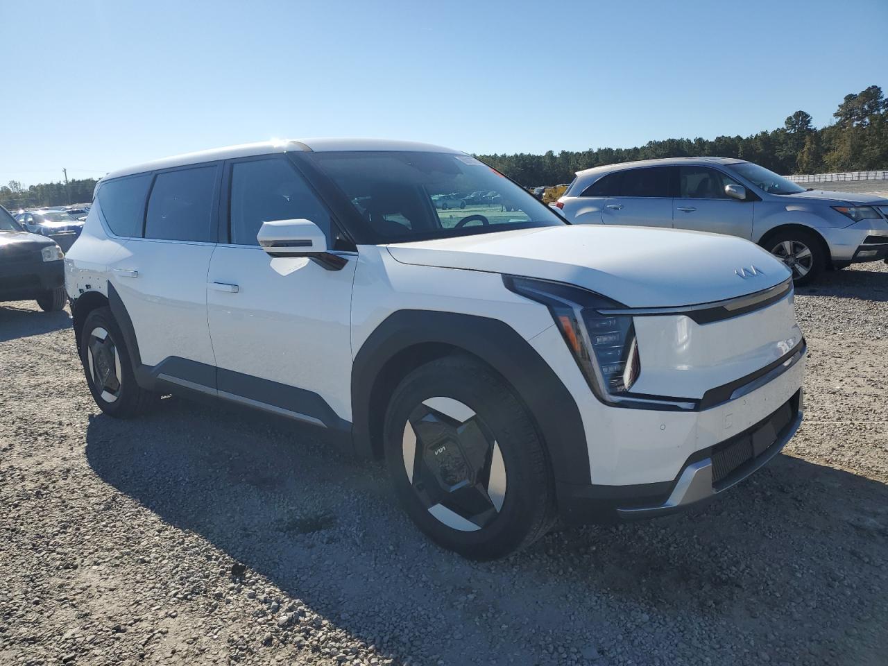 2024 Kia Ev9 Light - Image 4