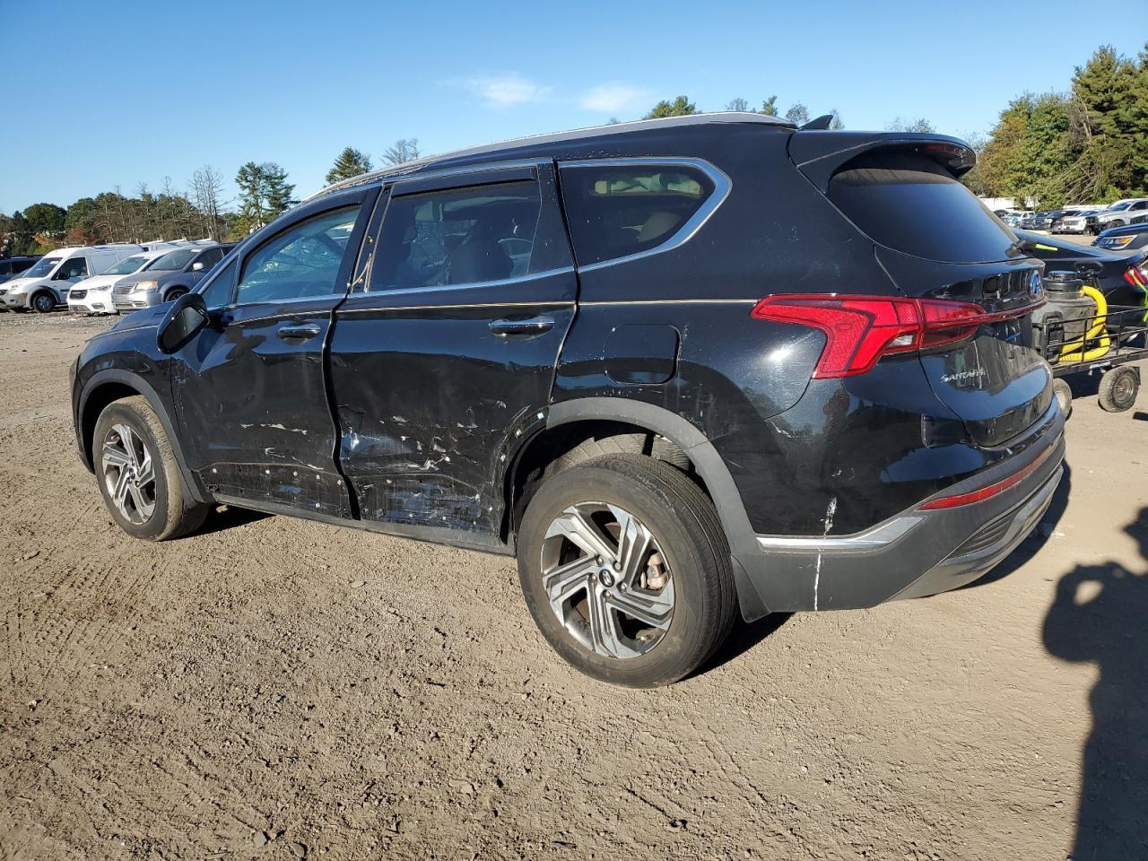 2022 Hyundai Santa Fe Sel - Image 2