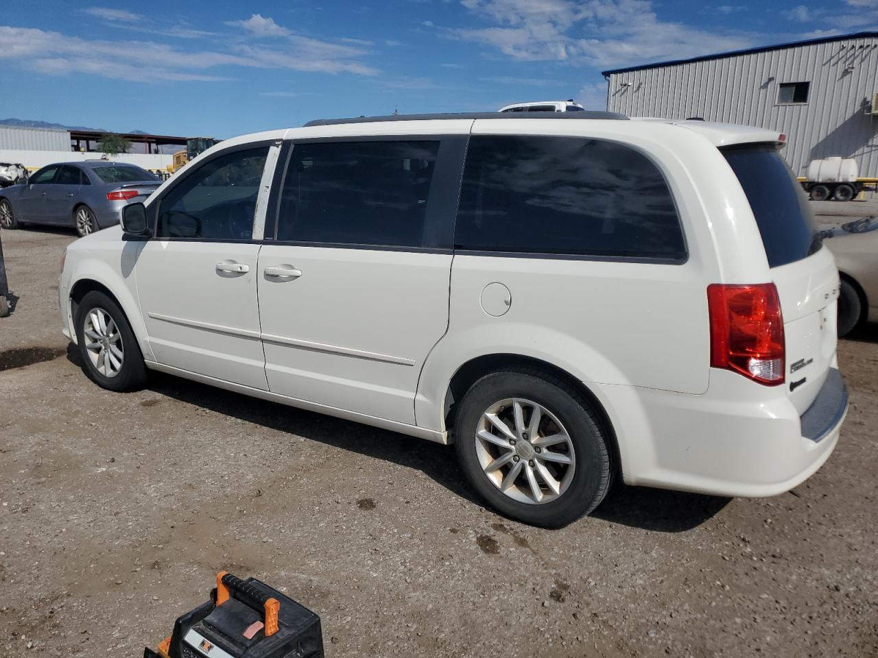 2013 Dodge Grand Caravan Sxt - Image 2