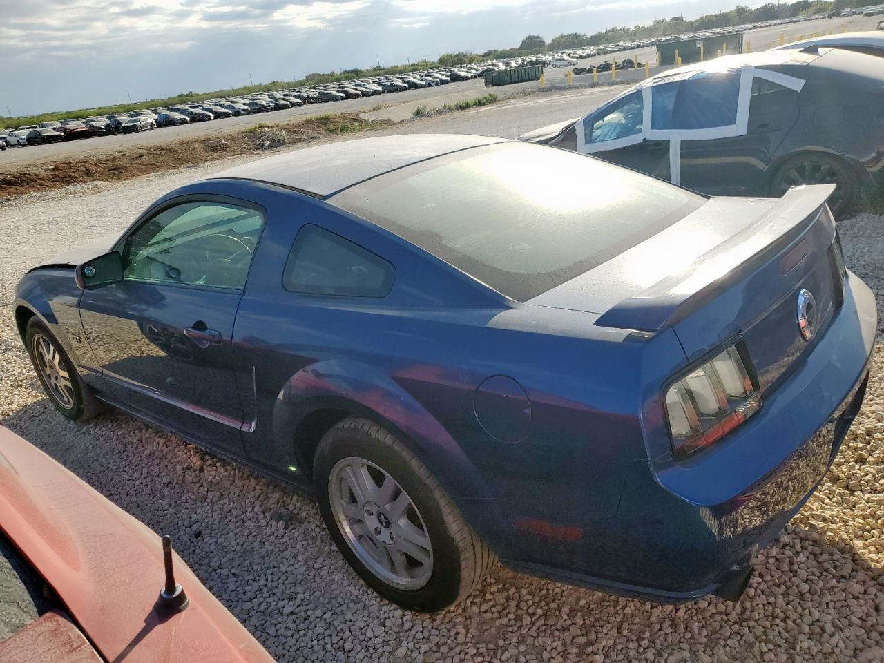 2007 Ford Mustang Gt - Image 2