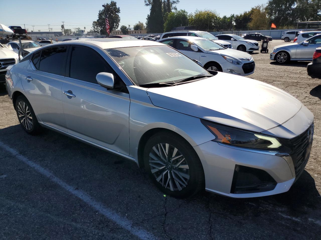 2024 Nissan Altima Sv - Фото 4