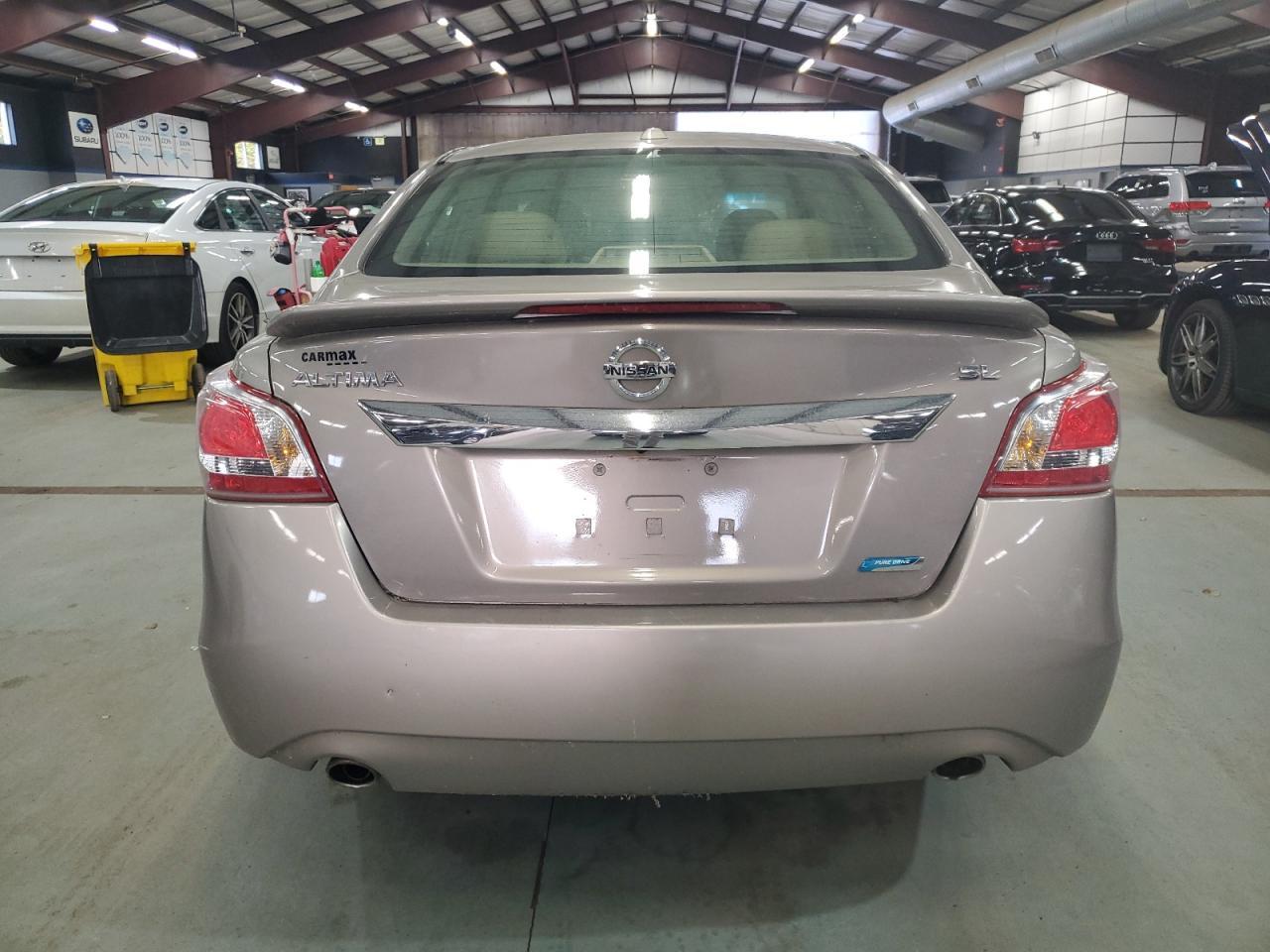 2013 Nissan Altima 2.5 - Фото 6