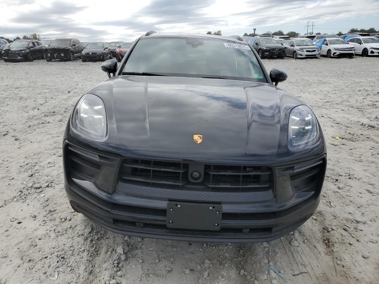 2024 Porsche Macan Base - Image 5