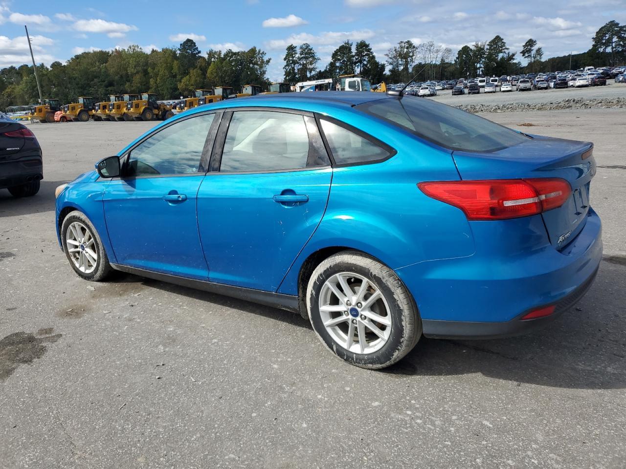 2017 Ford Focus Se - Фото 2