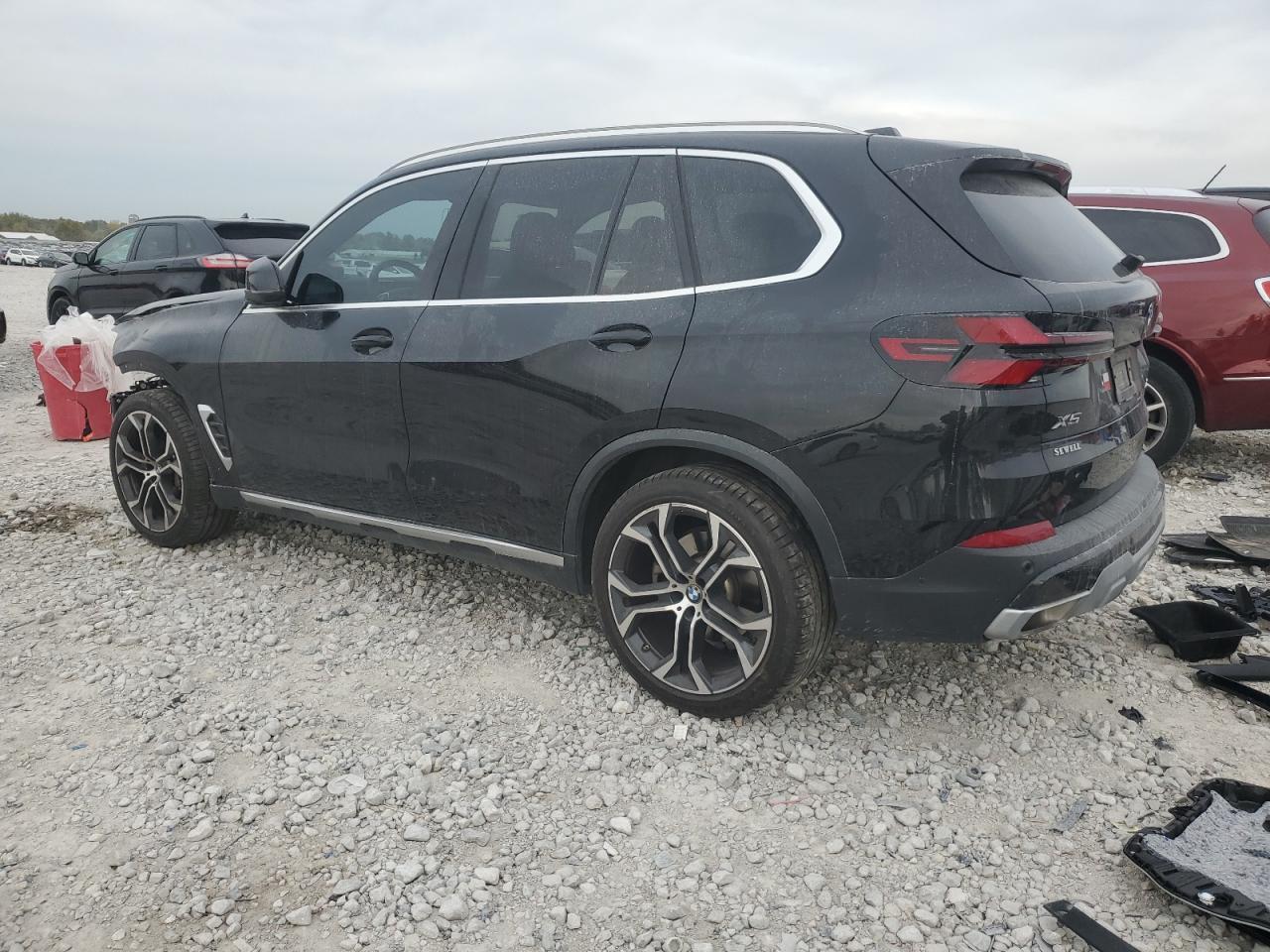 2024 BMW X5 Sdrive 40I - Image 2