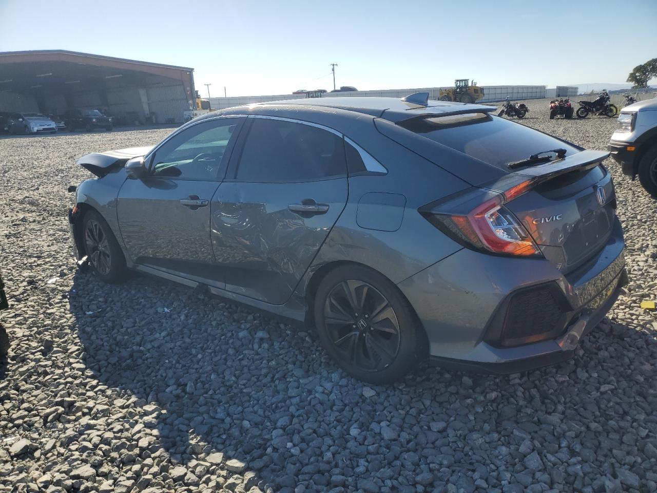 2018 Honda Civic Ex - Image 2