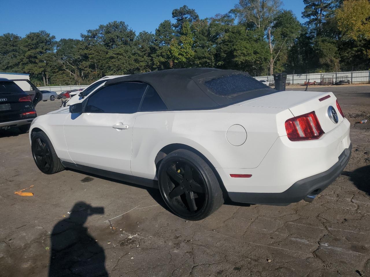 2012 Ford Mustang - Image 2