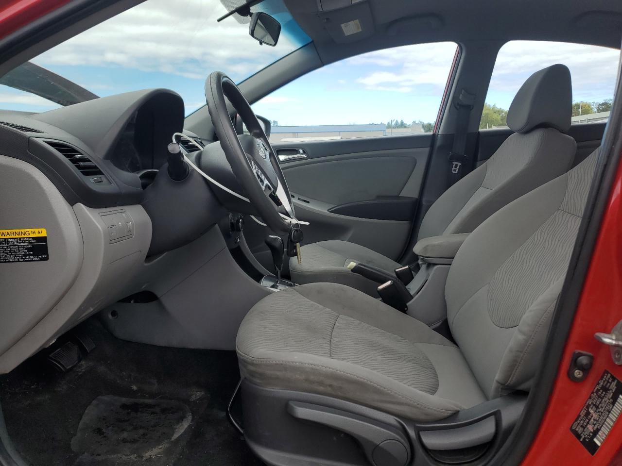 2012 Hyundai Accent Gls - Image 7