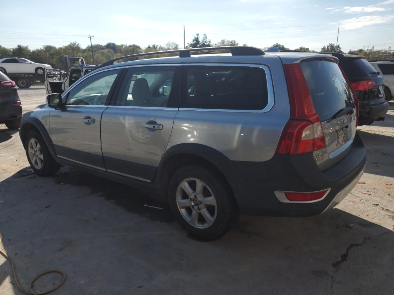 2010 Volvo Xc70 3.2 - Фото 2