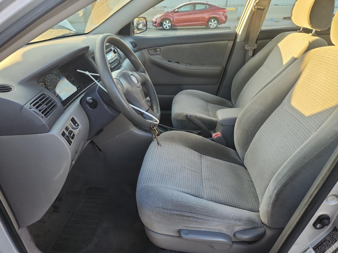 2005 Toyota Corolla Ce - Фото 7