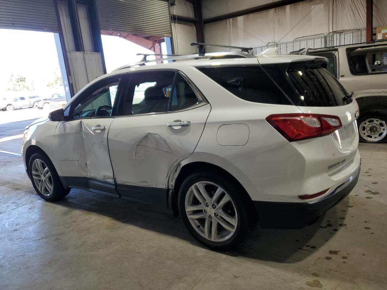 2018 Chevrolet Equinox Premier - Фото 2