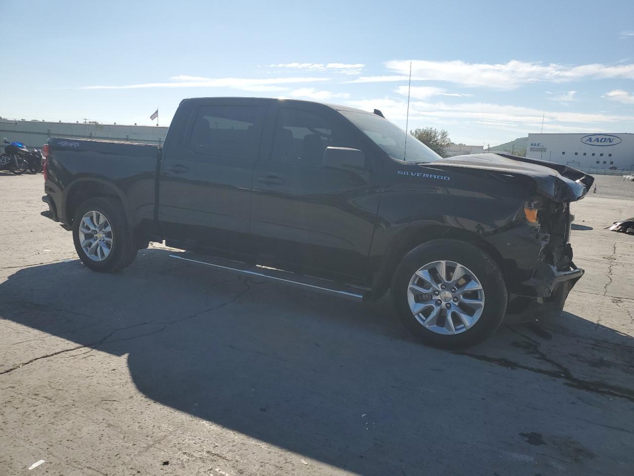 2024 Chevrolet Silverado K1500 Custom - Фото 4