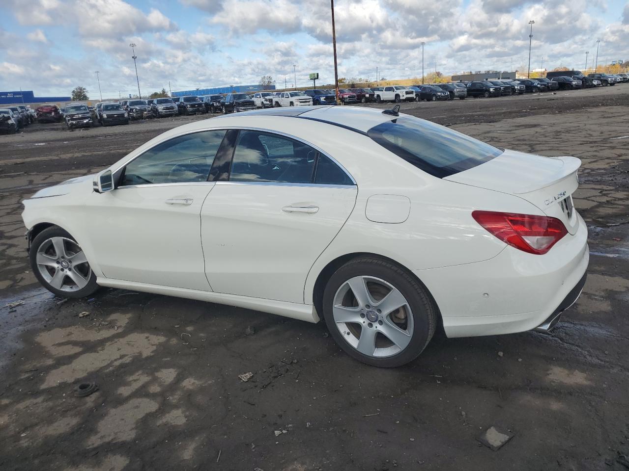 2015 Mercedes-Benz Cla 250 4Matic - Фото 2