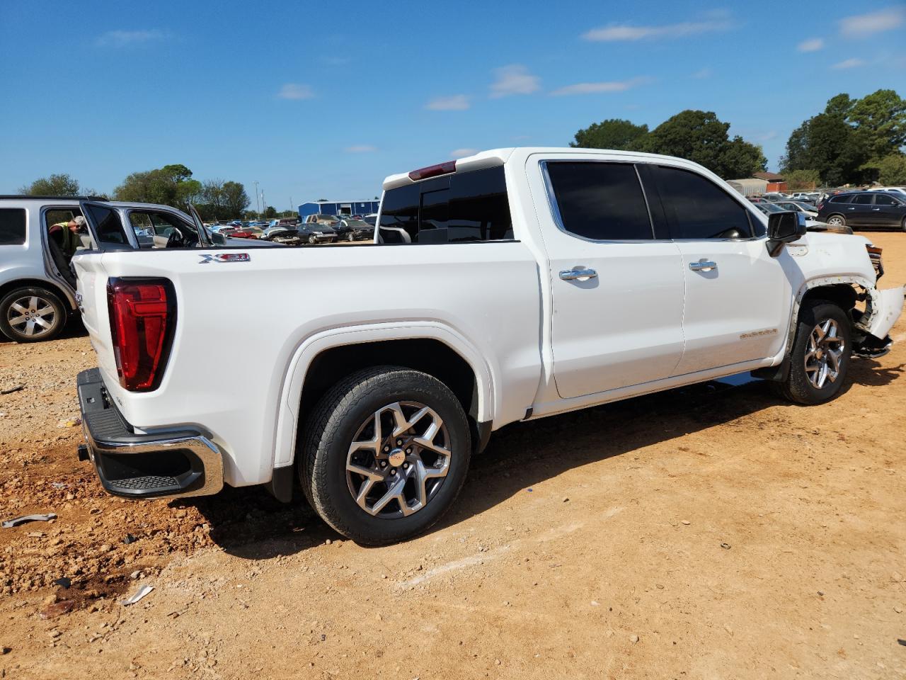 2022 GMC Sierra K1500 Slt - Фото 3