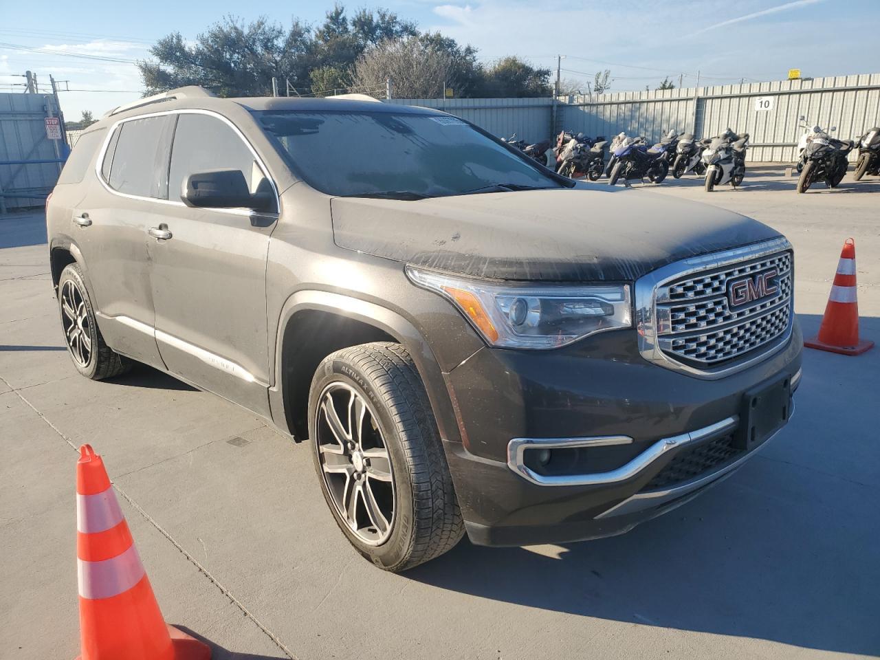 2019 GMC Acadia Denali - Фото 4