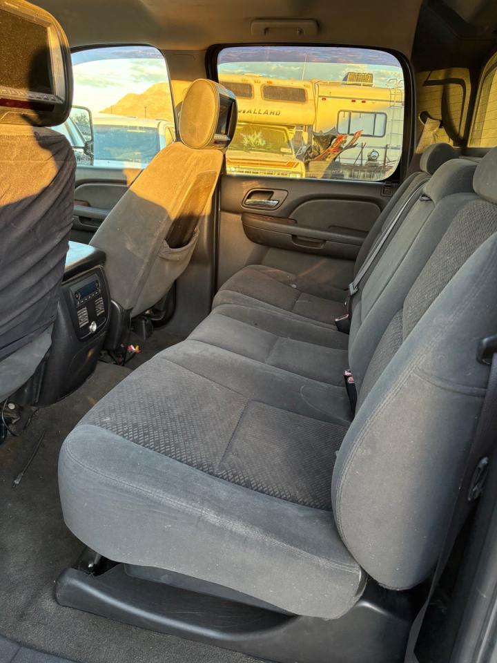 2007 Chevrolet Avalanche C1500 - Image 6