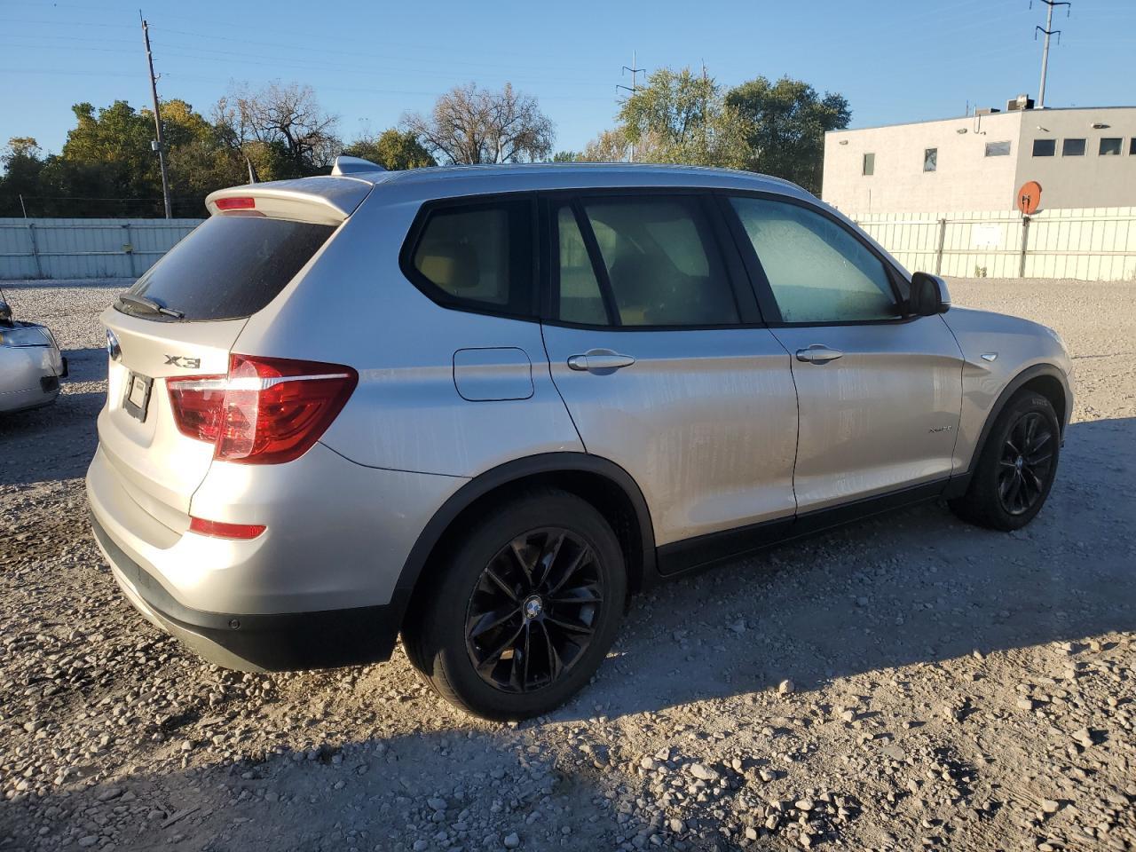 2015 BMW X3 xDrive28I - Фото 3