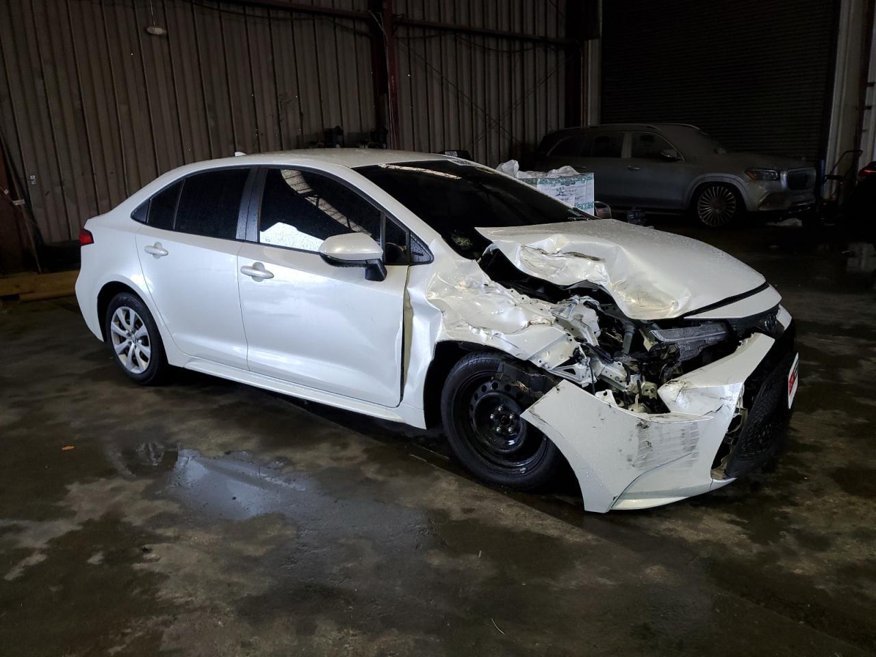 2022 Toyota Corolla Le - Фото 4