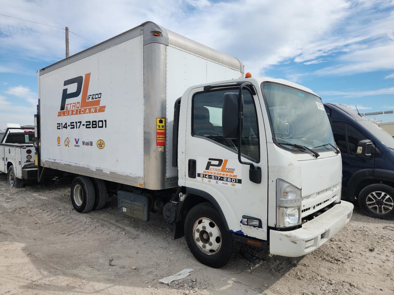 2013 Isuzu Npr - Image 4