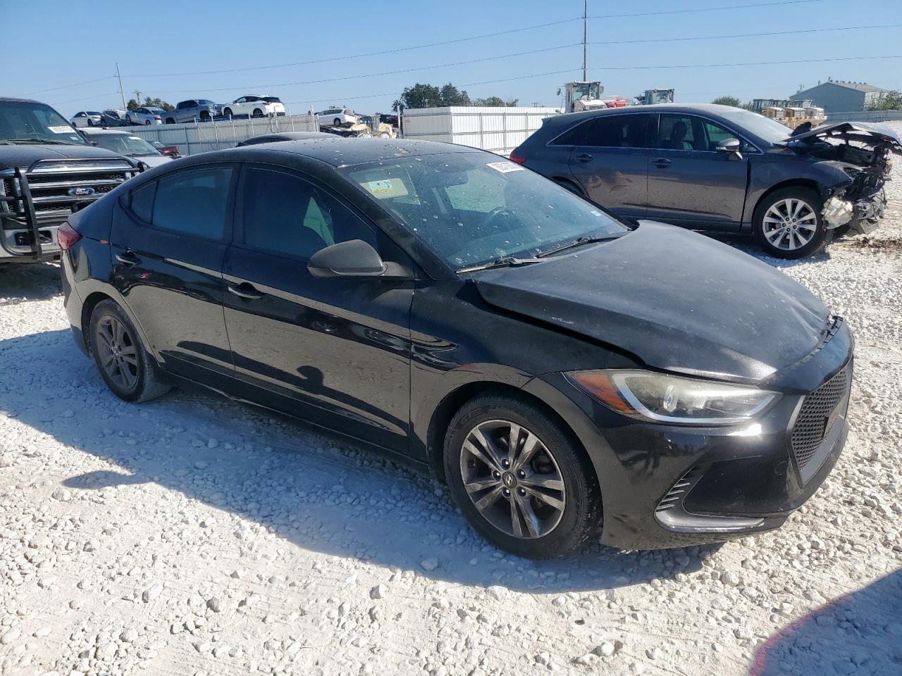 2017 Hyundai Elantra Se - Image 4