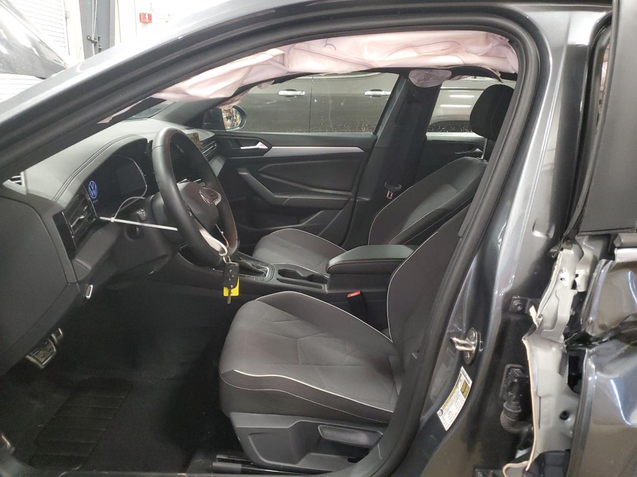 2025 Volkswagen Jetta Sport - Фото 7