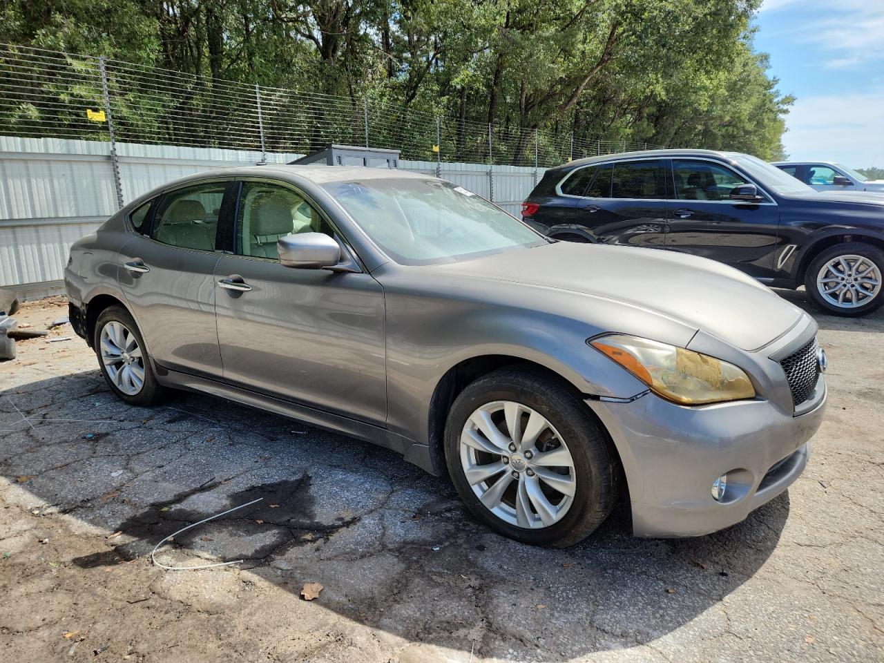 2011 Infiniti M37 X - Фото 4
