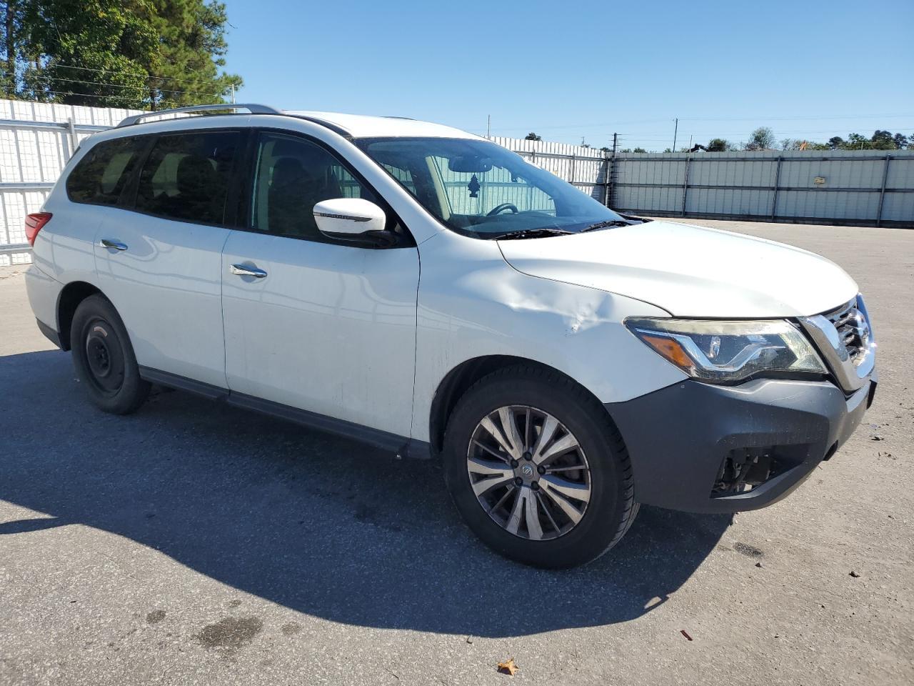 2020 Nissan Pathfinder Sv - Image 4