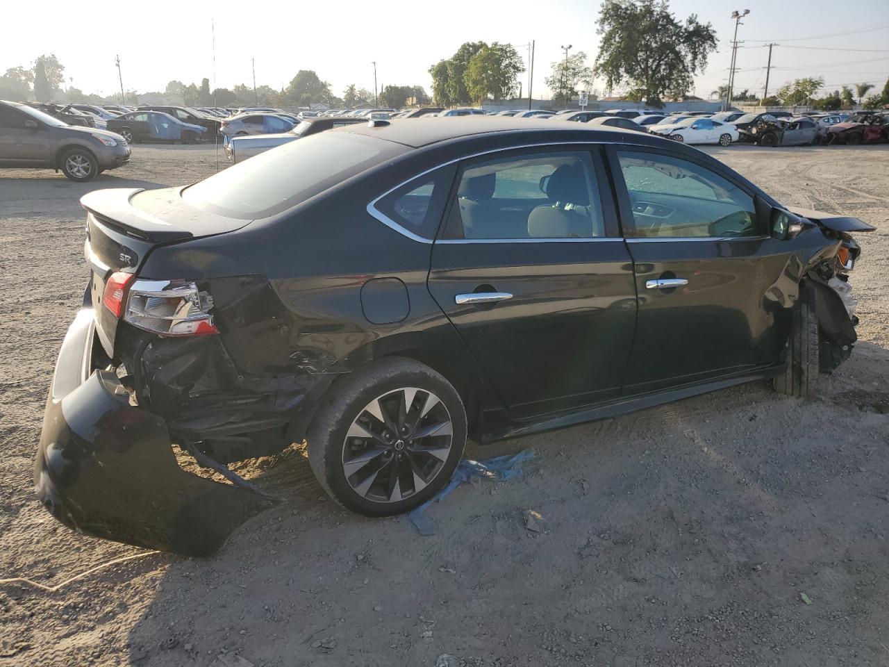 2019 Nissan Sentra S - Фото 3