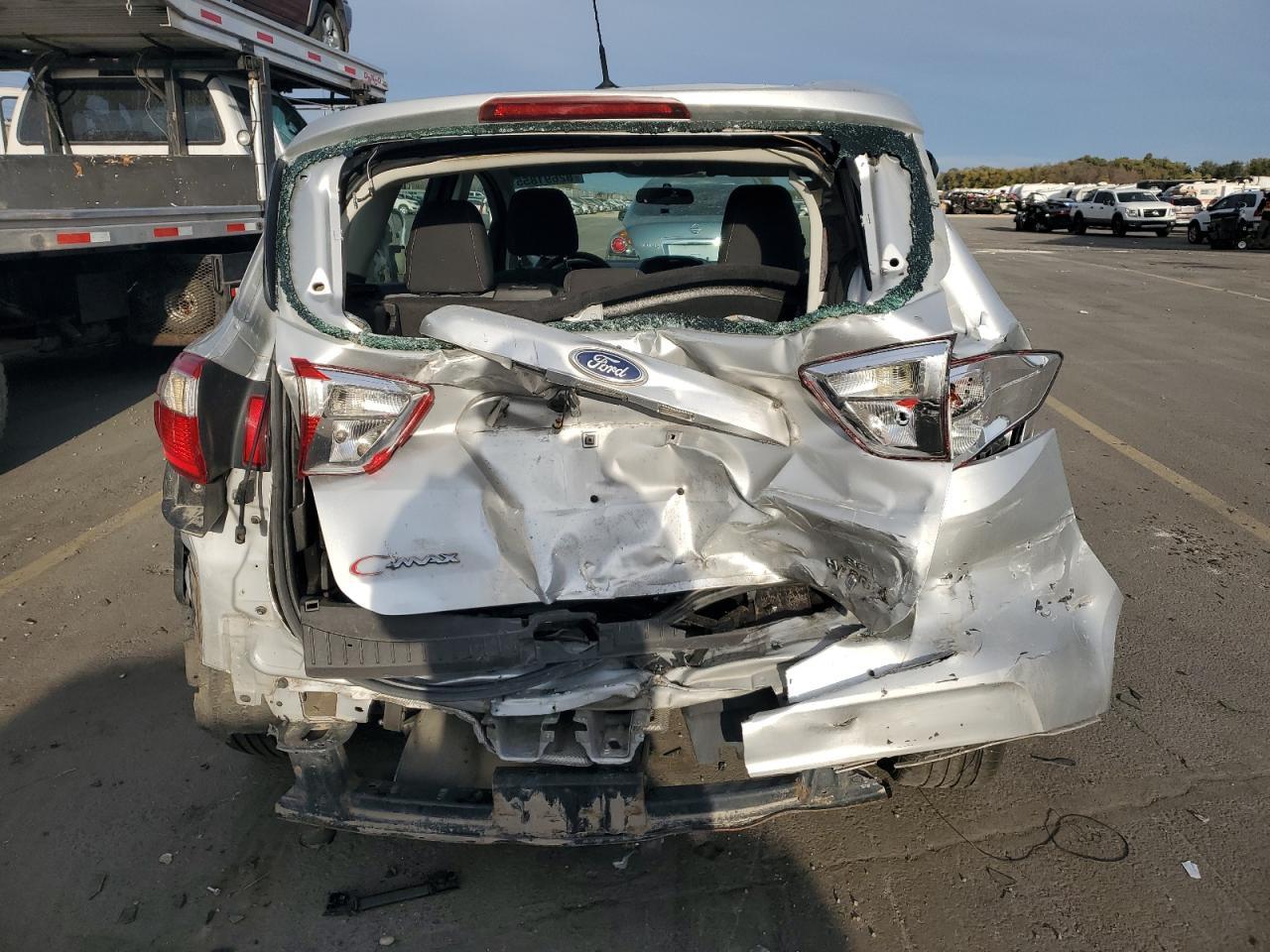 2015 Ford C-Max Se - Фото 6